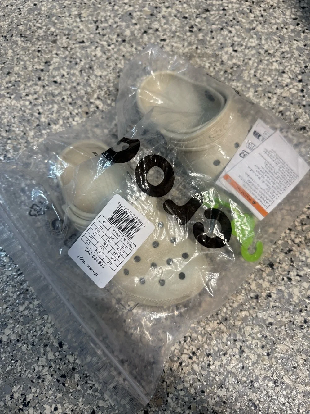 New Crocs Kids Classic Clog in bone color little  Kids size c10